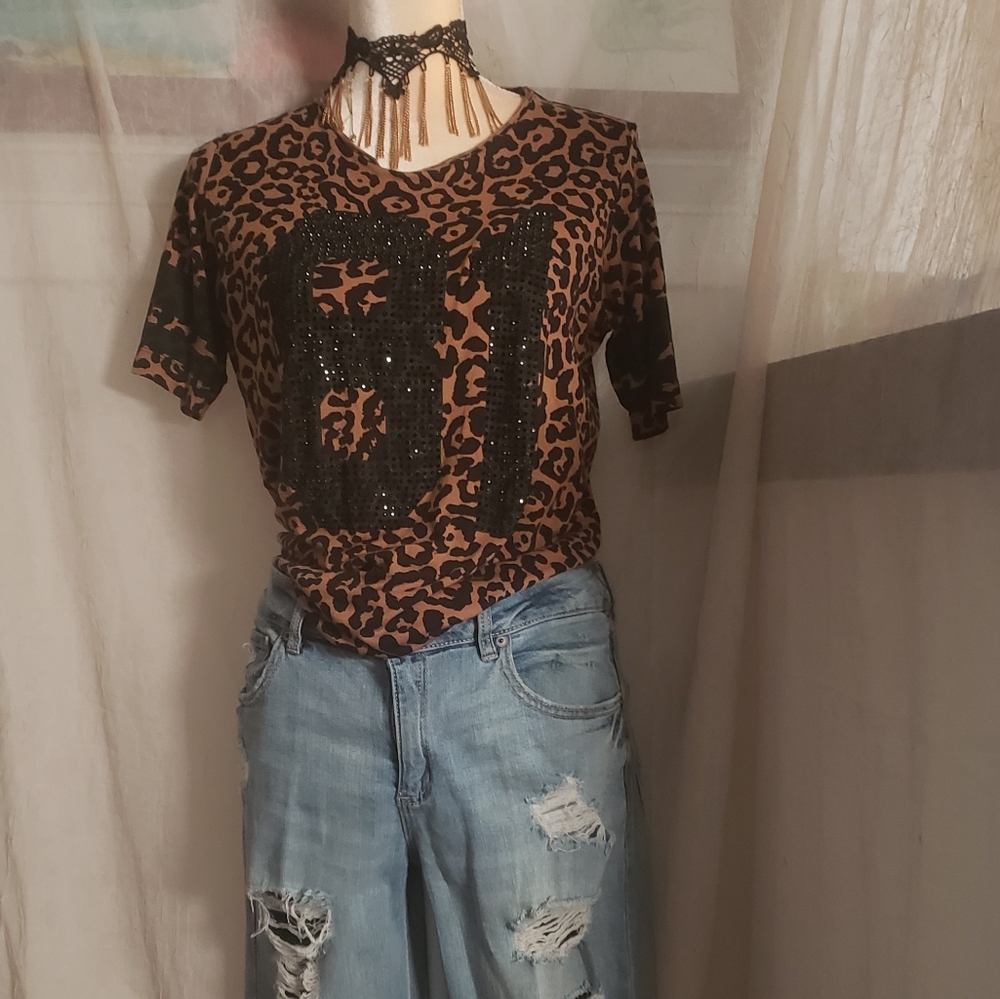 Guess Leopard Print "81" Stamped Tunic short sleeve  XSmall Preloved Viintage - Picture 13 of 16